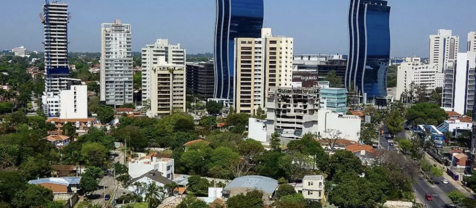 Villa Morra en Avenida Santa Teresa in Asunción
